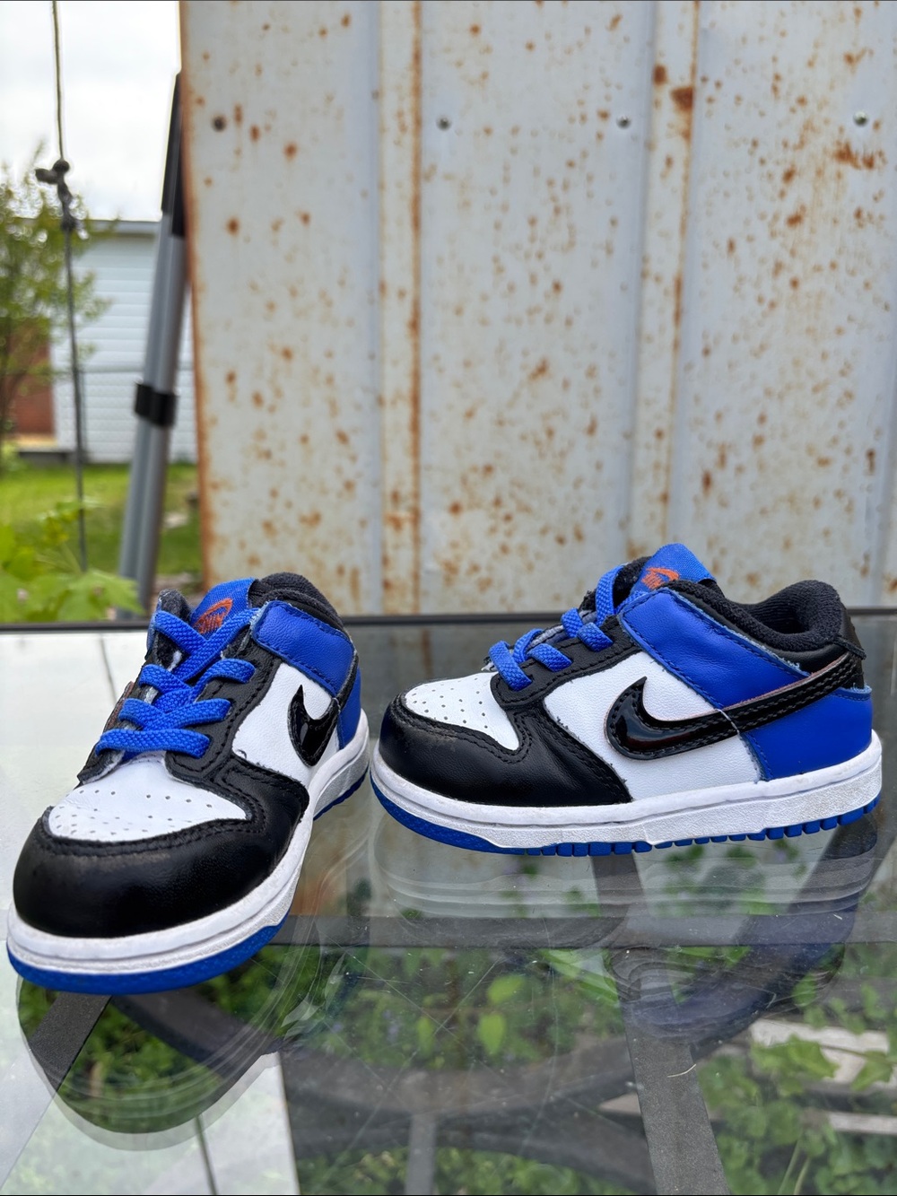 Nike Kids Blue Black White Low-Top Sneakers with Orange Logo